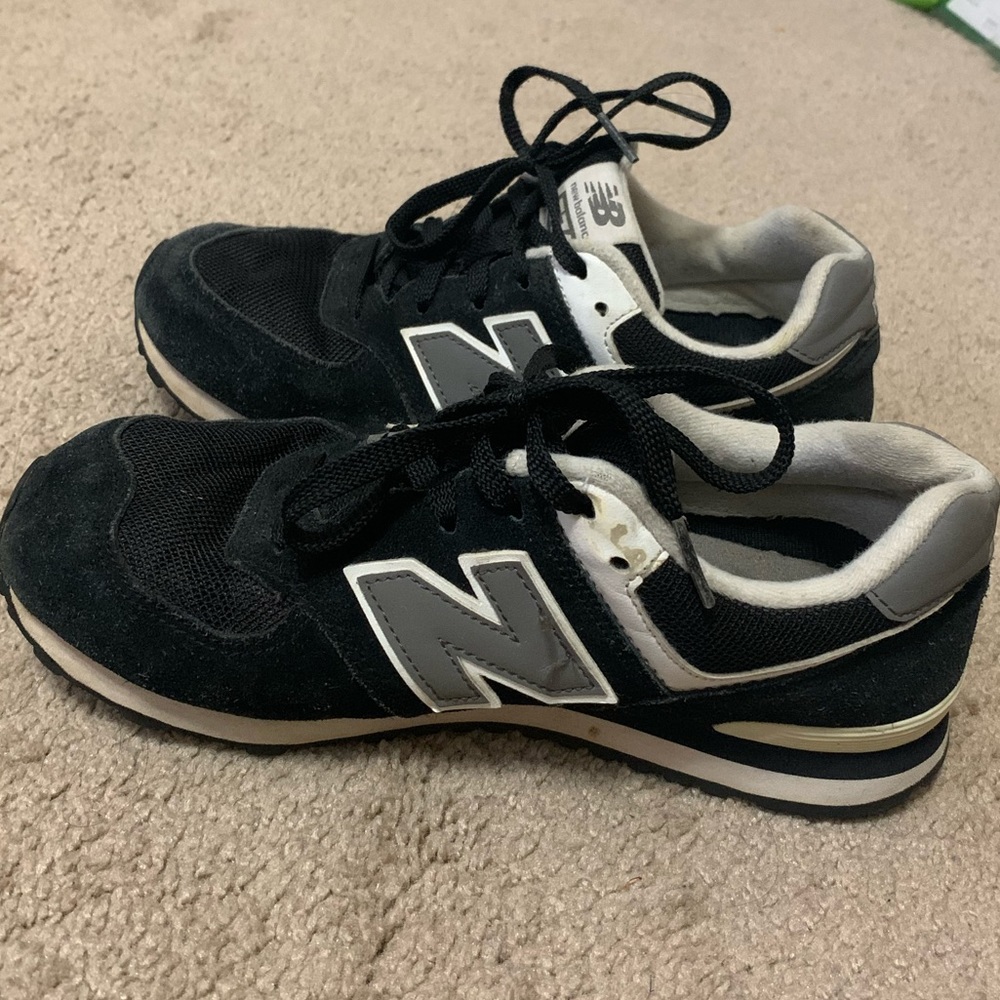 Black new balance 574